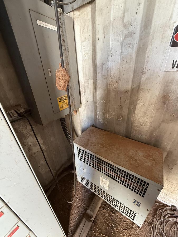 Used Accumulator 10-Station Closing Unit