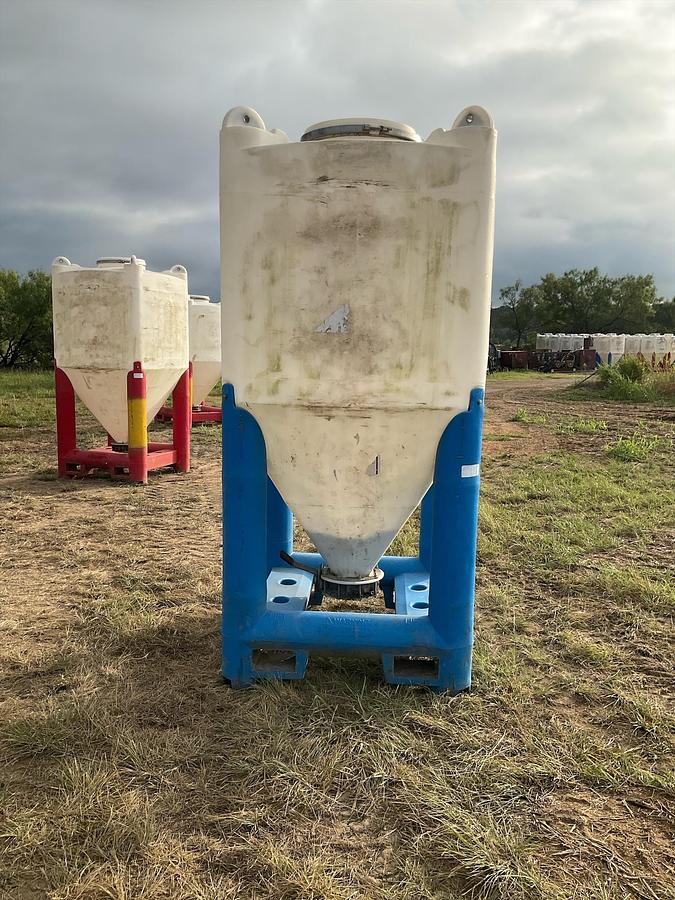 Used Snyder Flow Master Hopper