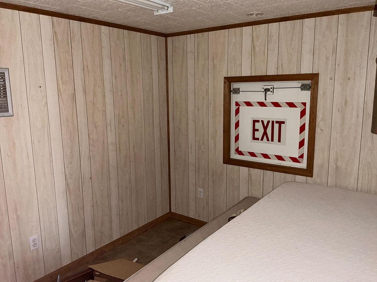Used 2011 Man Camp DBI