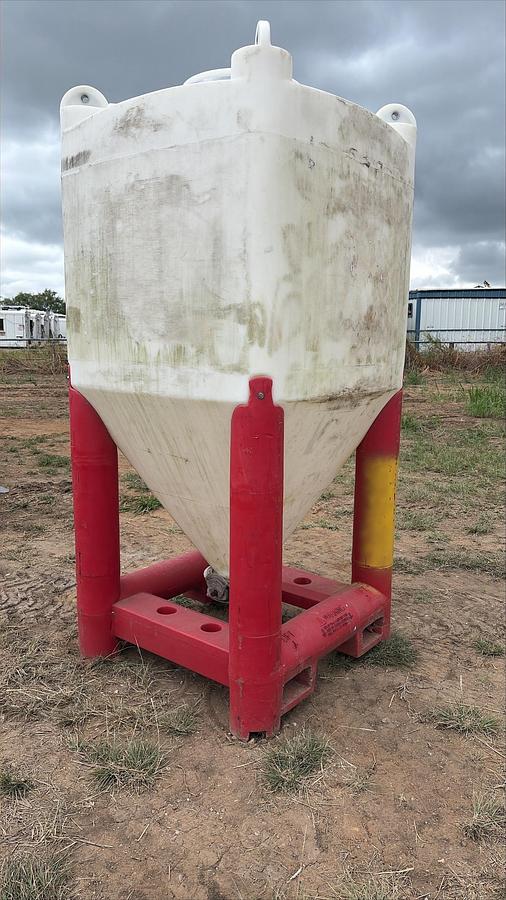 Used Snyder Flow Master Hopper