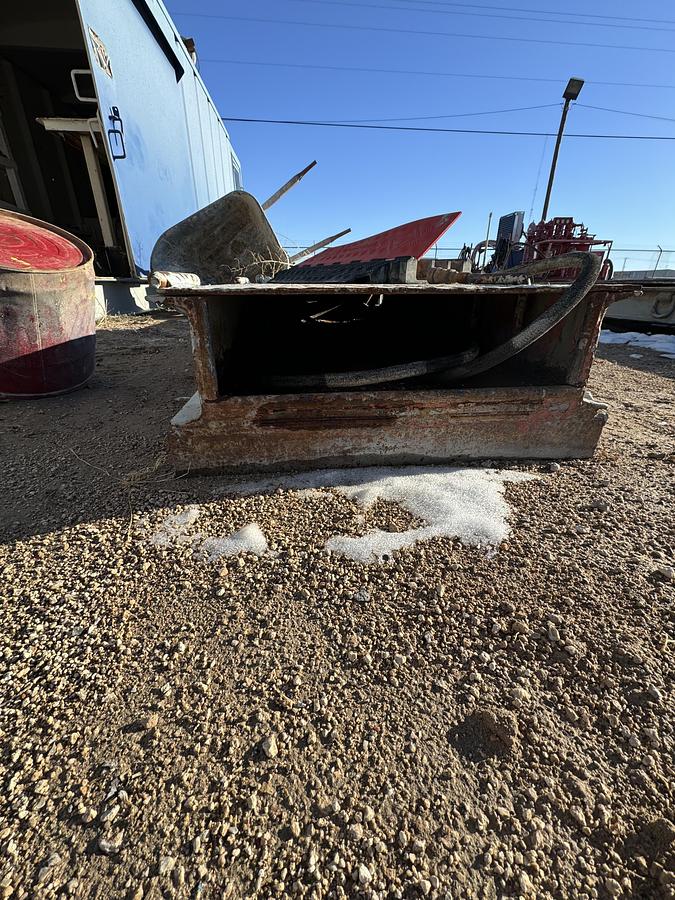 Used Diamond Plate Wire and Hose Suitcase