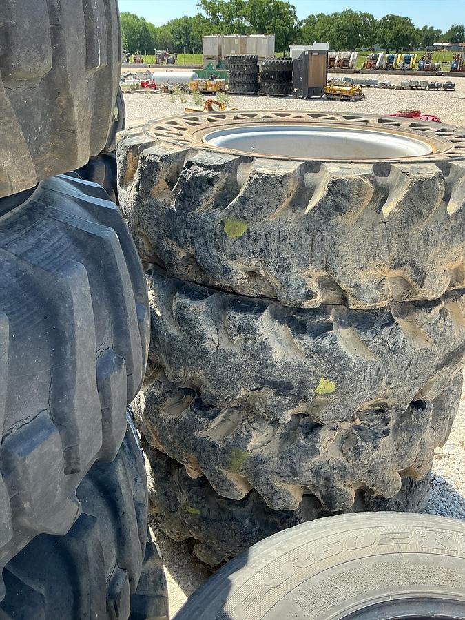Used Solid AEL Solid Air Tires 