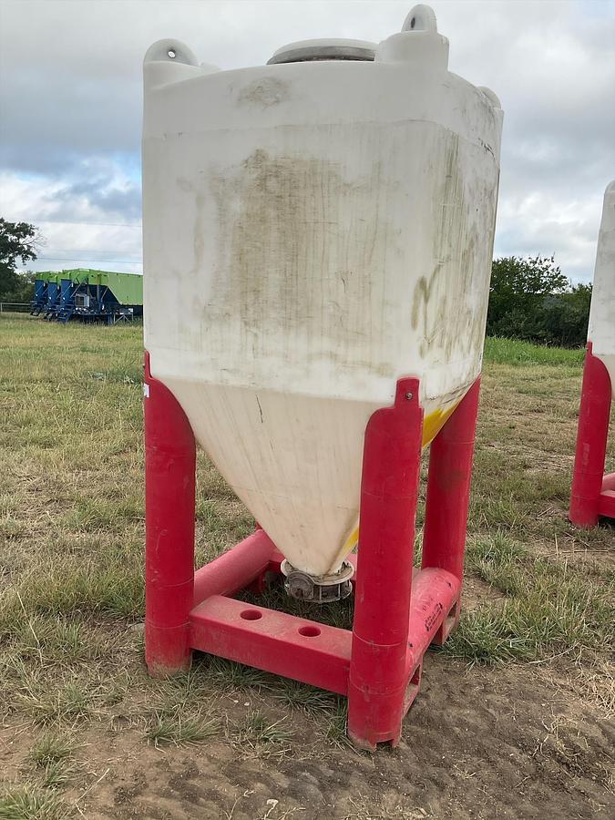 Used Snyder Flow Master Hopper