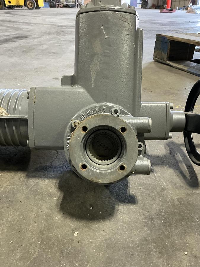 Used AUMA Actuators Inc. SQ 07.0-FA07