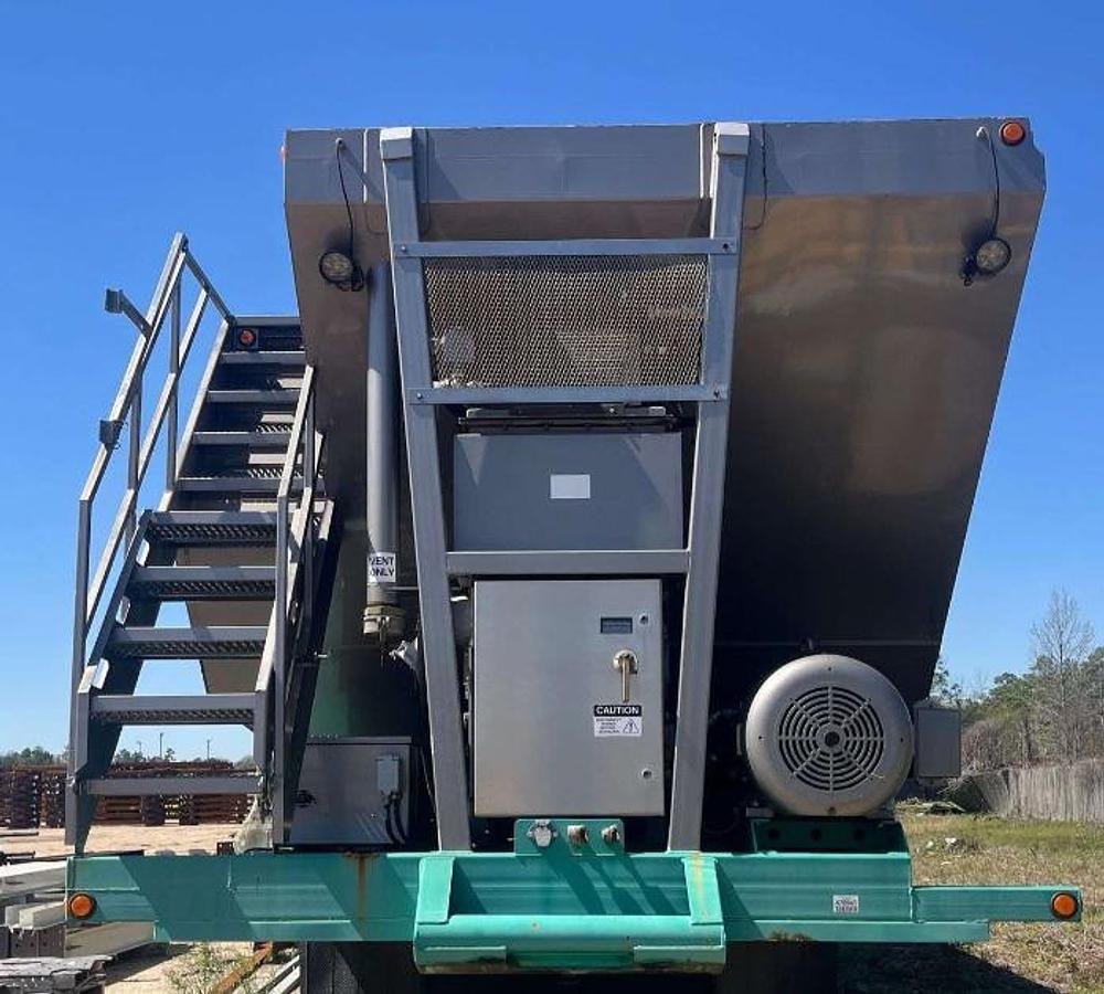 Used 2013 CHARLTON & HILL ESH-1701 T/A SAND HOGG TRAILER