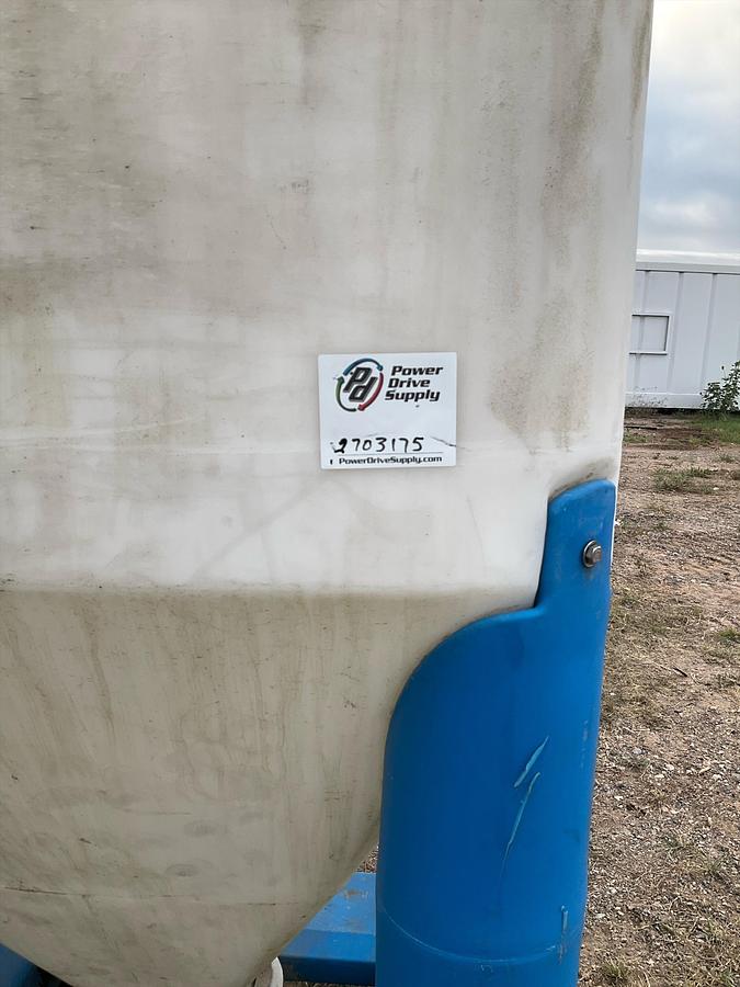 Used Snyder Flow Master Hopper