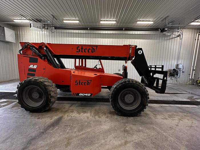 Used JLG SkyTrak 8042