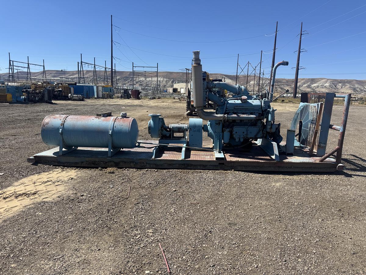 Used Skid mounted pump Shop made