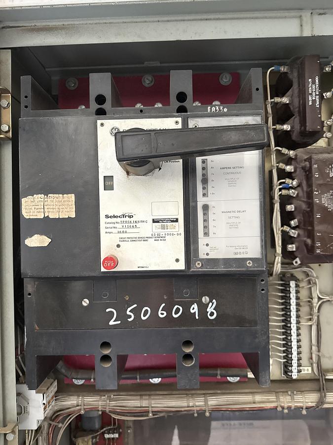 Used General Electric 1600 amp