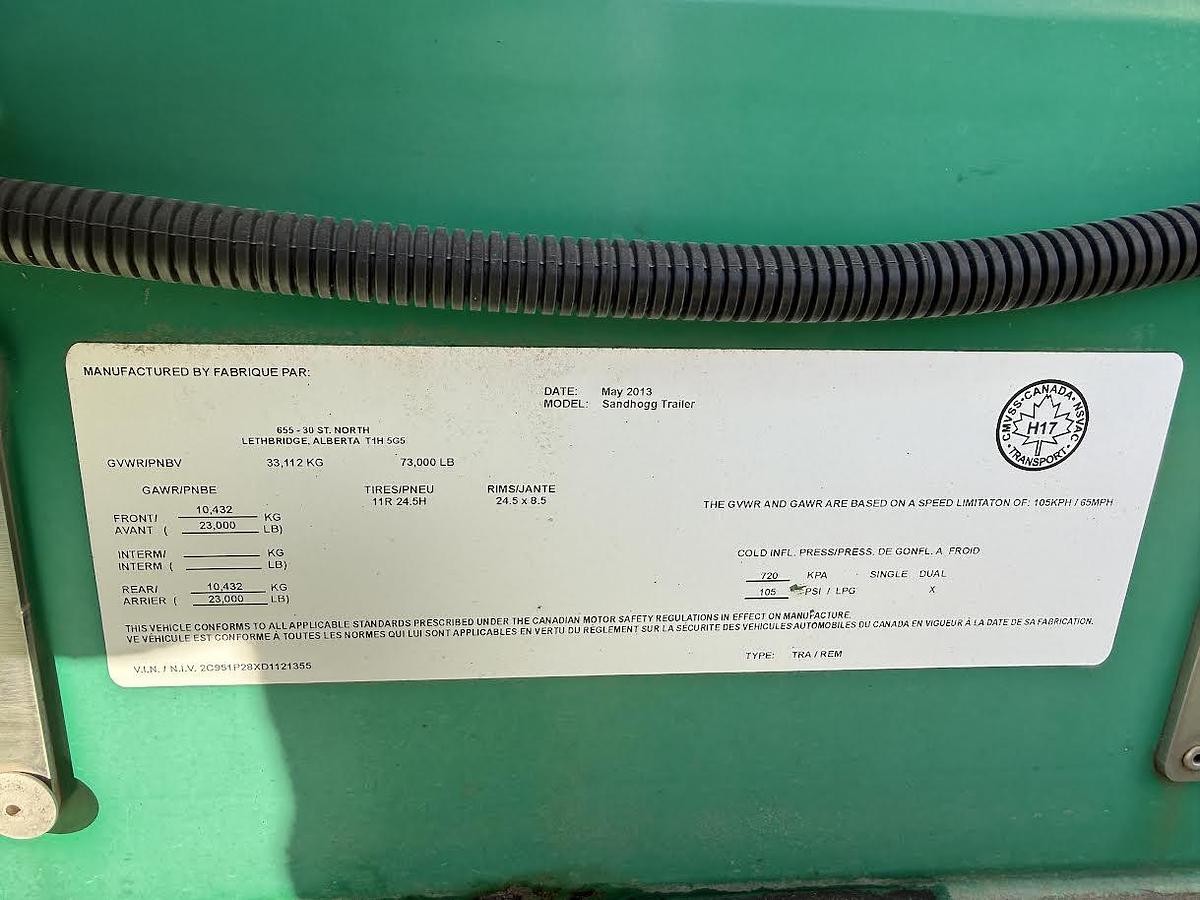 Used 2013 CHARLTON & HILL ESH-1701 T/A SAND HOGG TRAILER