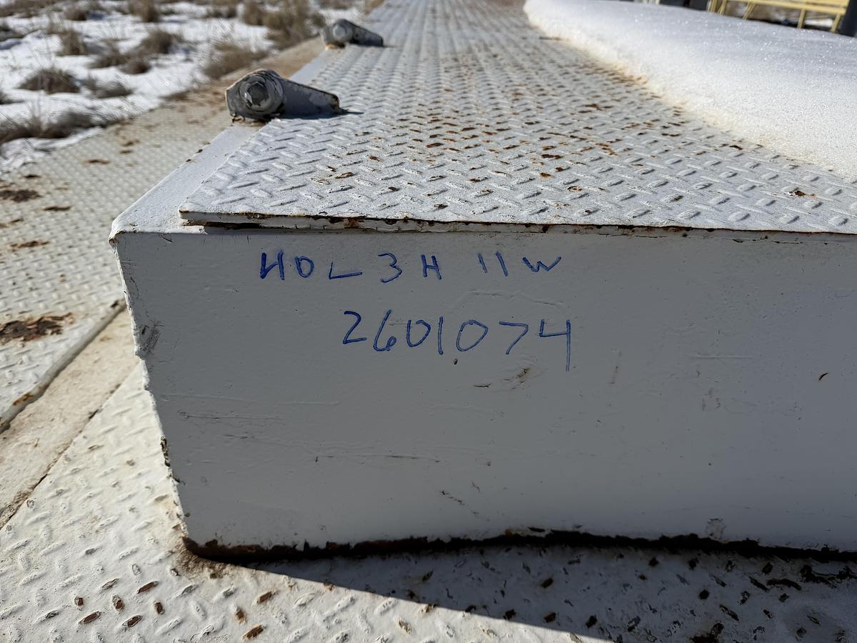 Used Suitcases (Empty) Rig #323