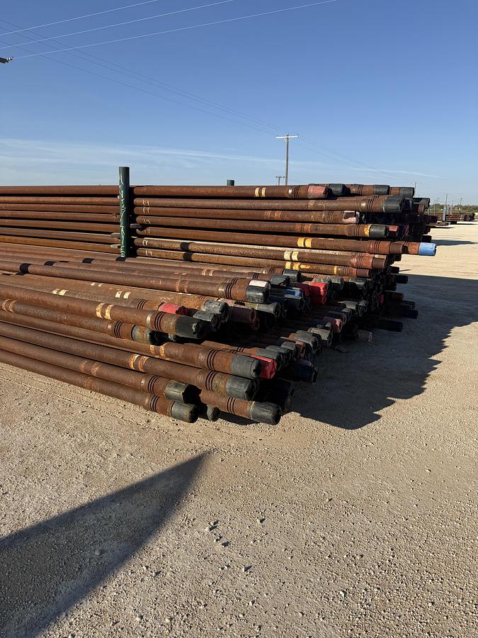 Used 4 inch S135 Range 3 Drill Pipe 14# BN XT39 Conn