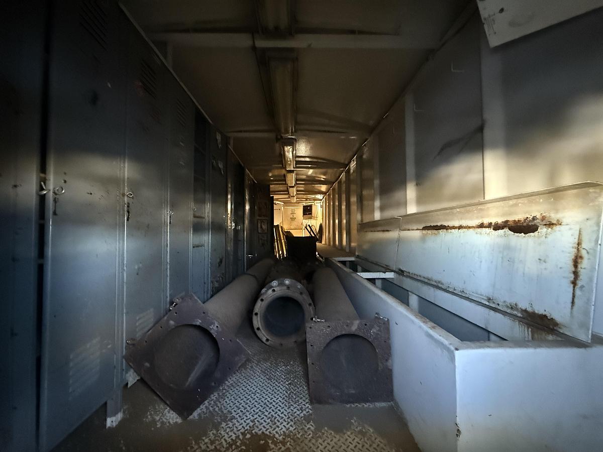 Used Parts/Change House