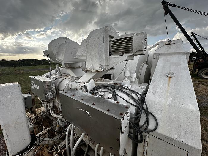 Used TFI/ Continental Emsco F-1600 Mud Pump