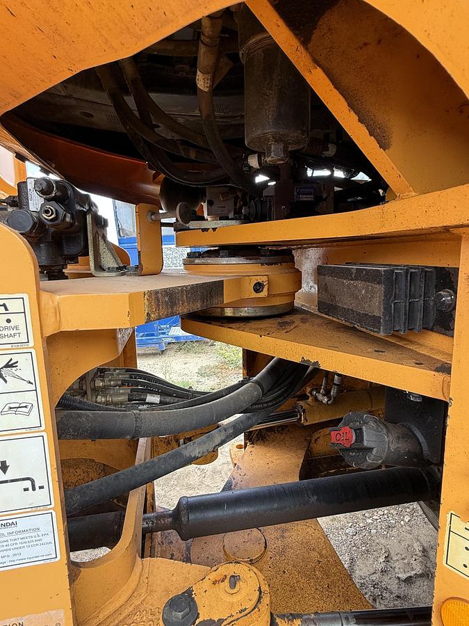 Used Hyundai HL760-9 Wheel Loader