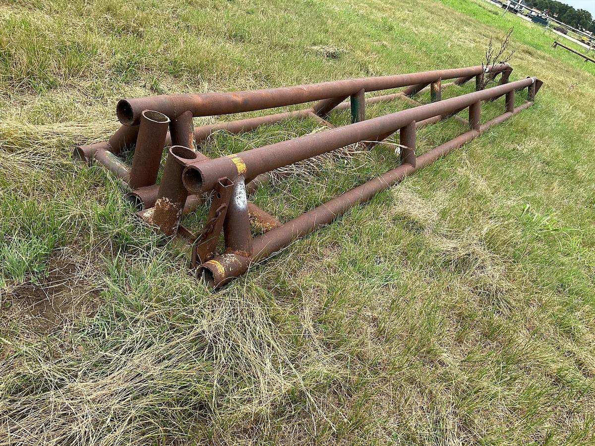 Used Pipe Racks – Set of 2