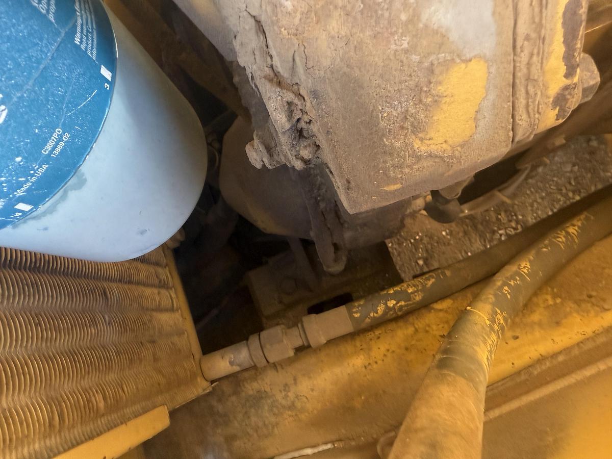 Used Caterpillar D9R Bulldozer 