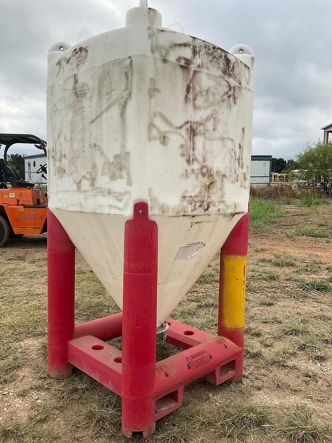 Used Snyder Flow Master Hopper 