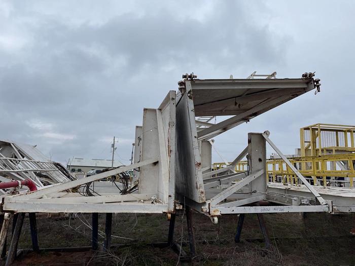 Used DSI 1,000,000 LB Mast, Sub