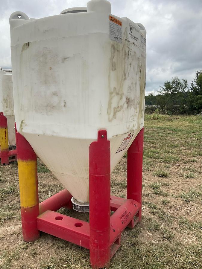 Used Snyder Flow Master Hopper