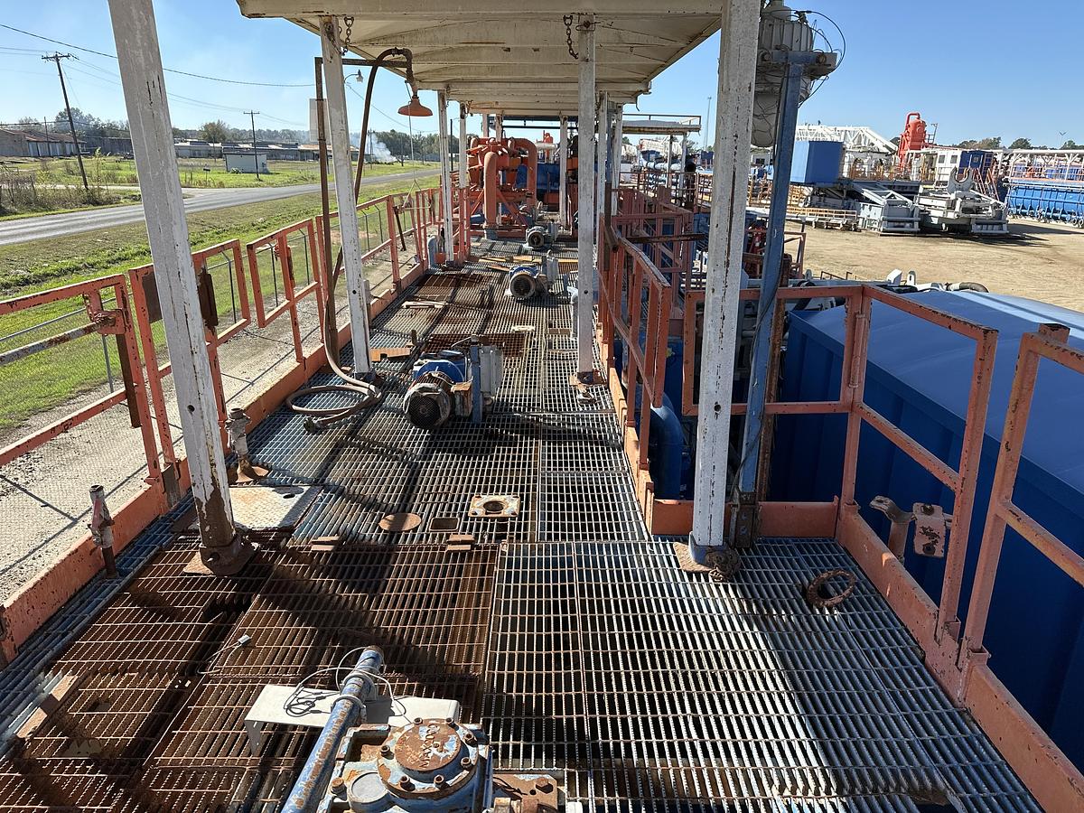 Refurbished NOV IDEAL RIG 1500 HP WALKING DRILL RIG