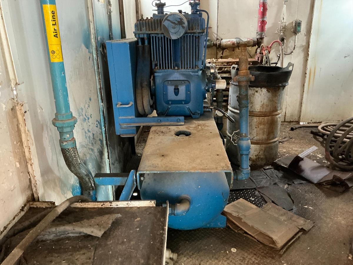Used Cat Generator, Skid, (With Air Compressors)