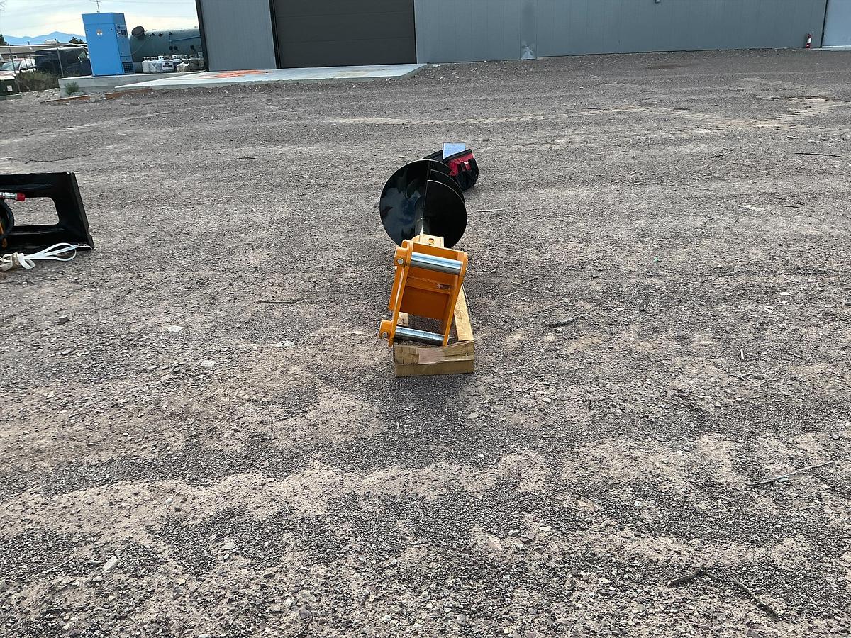 Used 2026 GIYI Excavator Auger - Fits Cat 305 (Unused)