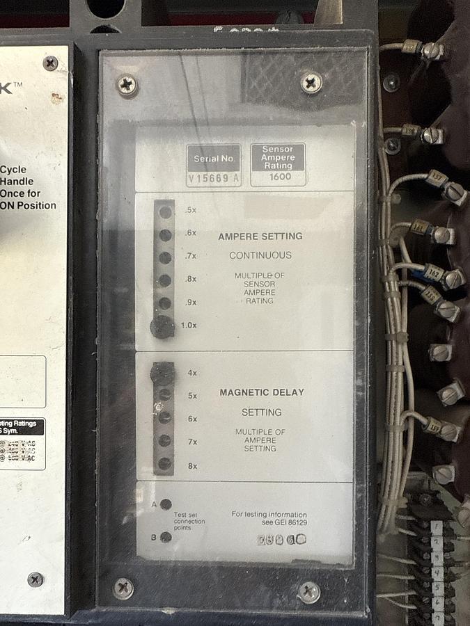 Used General Electric 1600 amp