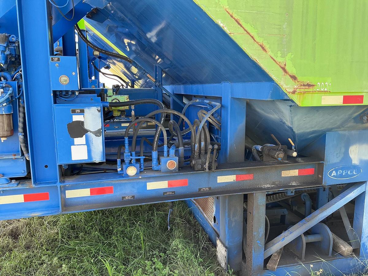 Used 2011 APPCO SAND KING FS-40 PORTABLE TRANSFER TRAILER