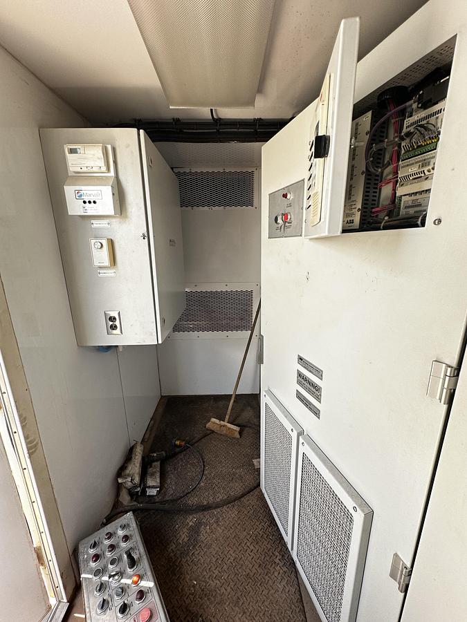 Used NOV TDS11 AC Top Drive House