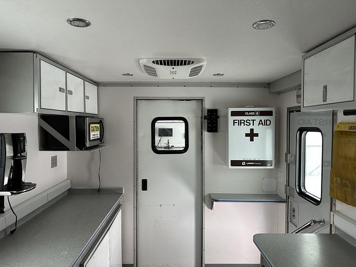 Used 2009 General Chassis Office/ Data Van