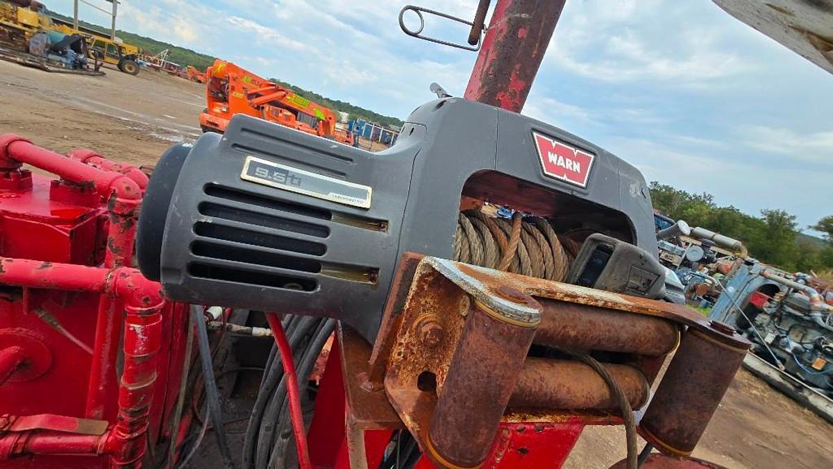 Used BOWEN 80 TON 2.5 POWER SWIVEL P/B CATERPILLAR C4.4, SKIDDED