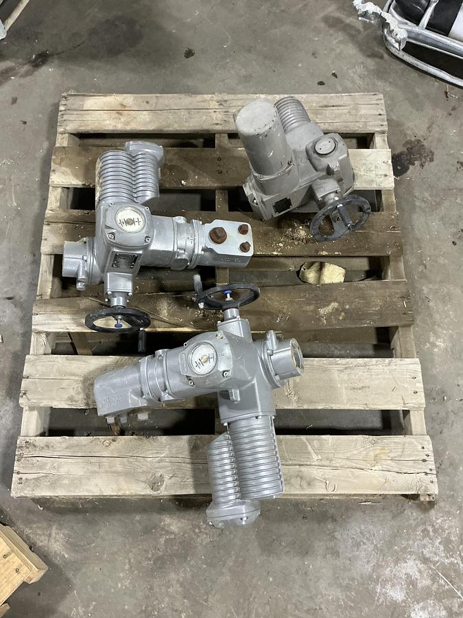 Used AUMA Actuators Inc. SQ 07.0-FA07
