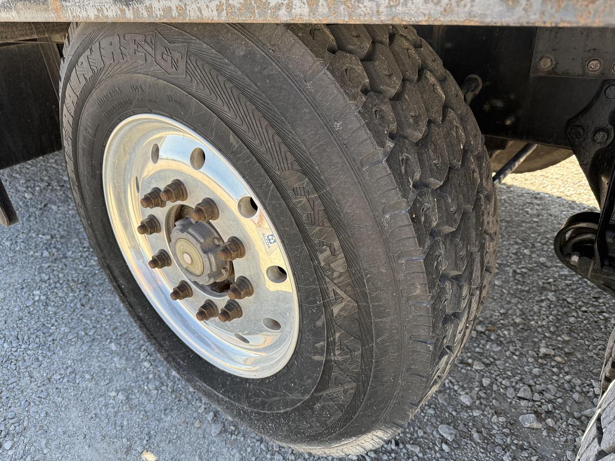 Used 2020 Western Star 4900SB Winch Truck w/Conventional Sleeper