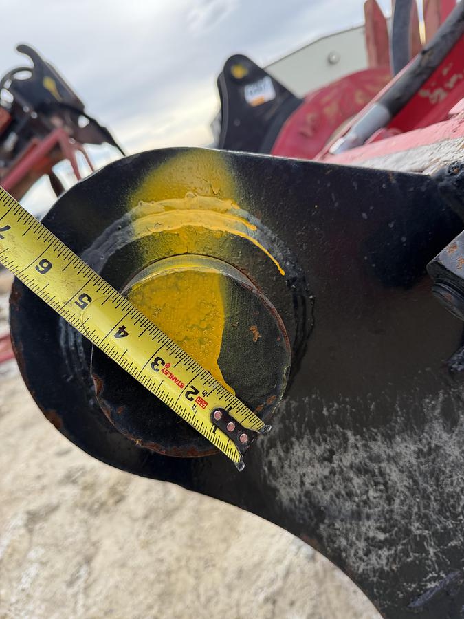 Used Concrete Pulverizer UFC 210