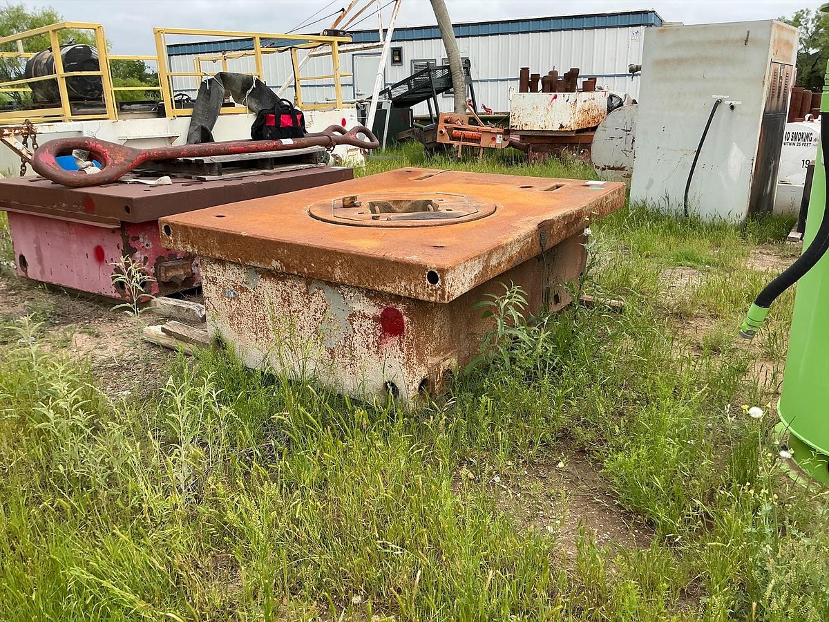 Used National C-275 Rotary Table