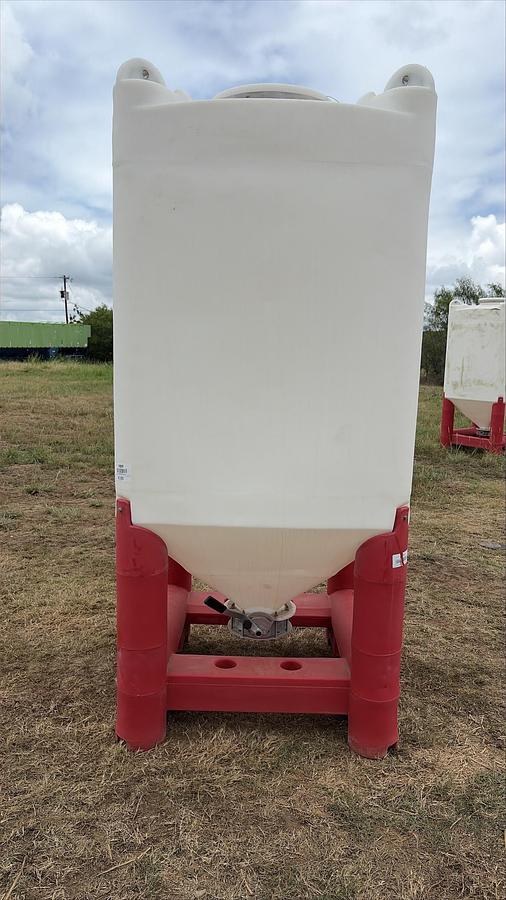 Used Snyder Flow Master Hopper