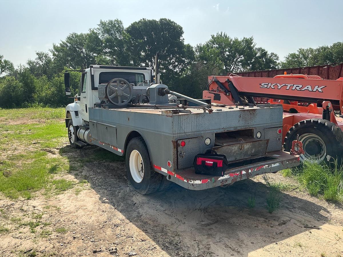 Used 2008 International 7300 SBA 4x2
