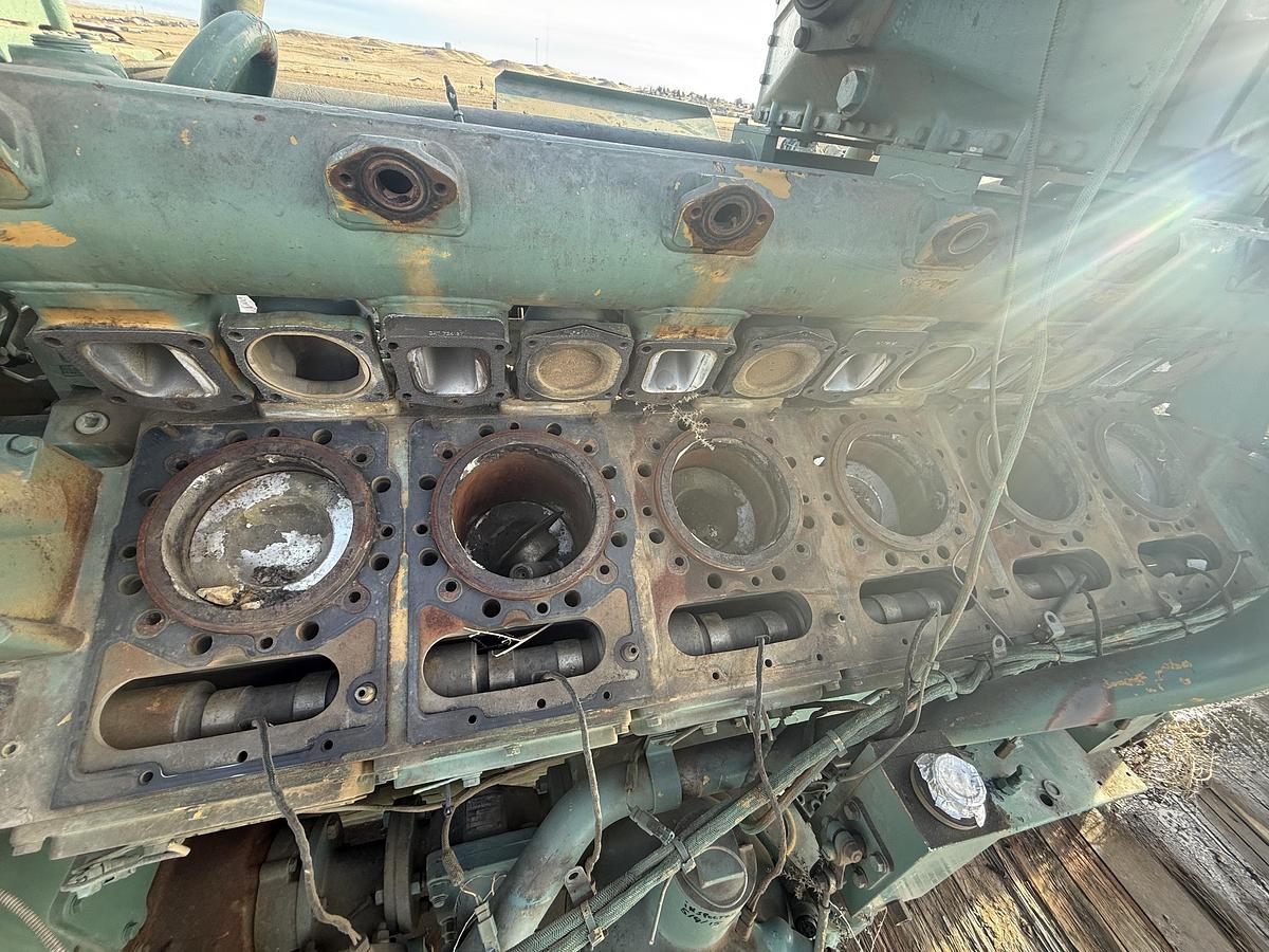 Used CAT 3512 LE NATURAL GAS