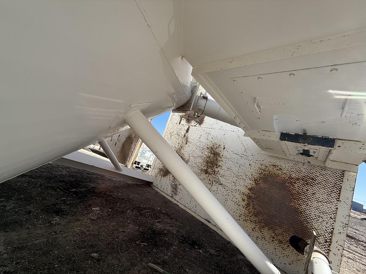 Used Besser 250 Sand Silo 