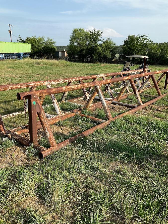 Used Pipe Racks – Set of 2