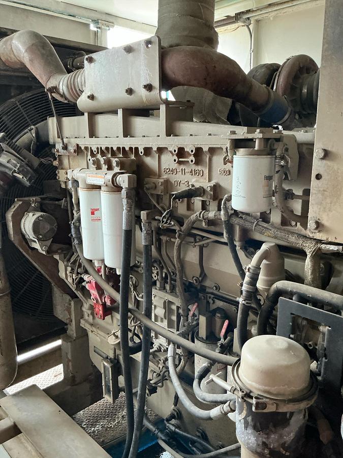 Used 2005 Cummins 500kw Diesel Generator