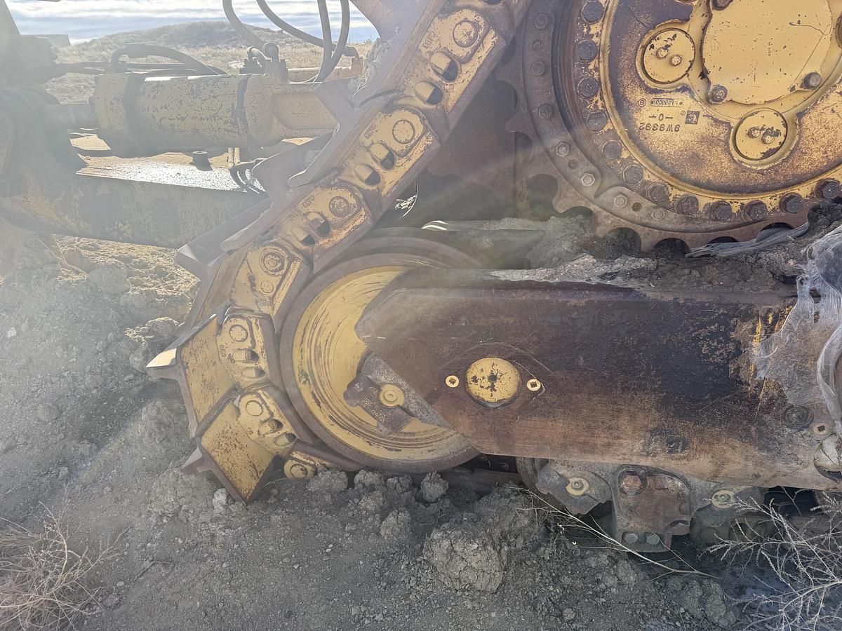 Used Caterpillar D9R Bulldozer 