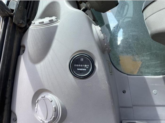 Used 2014 Volvo ECR305CL Tracked Excavator with Hydraulic Thumb