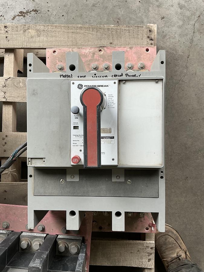 Used Molded Case Vacuum Circuit Breaker
