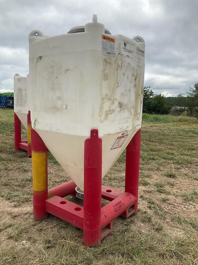 Used Snyder Flow Master Hopper 