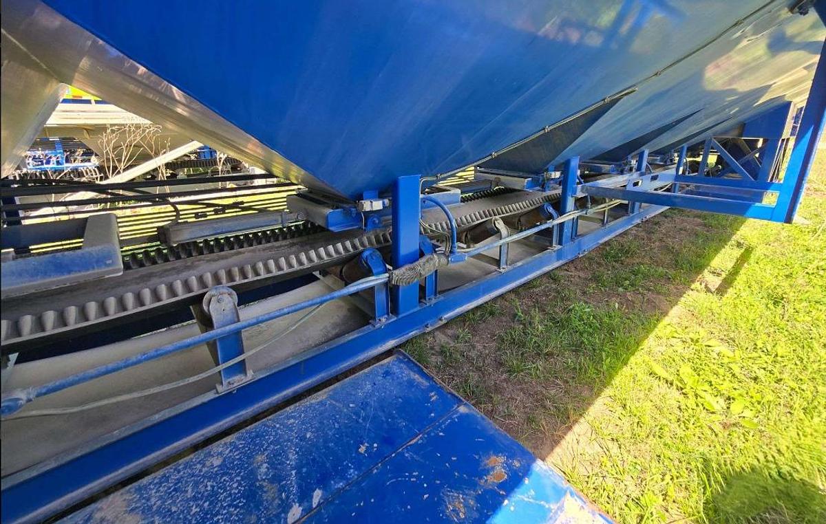 Used 2012 APPCO FS-40 T/A SAND HOG