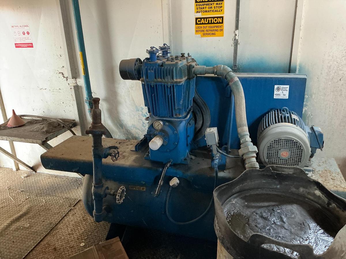 Used Cat Generator, Skid, (With Air Compressors)