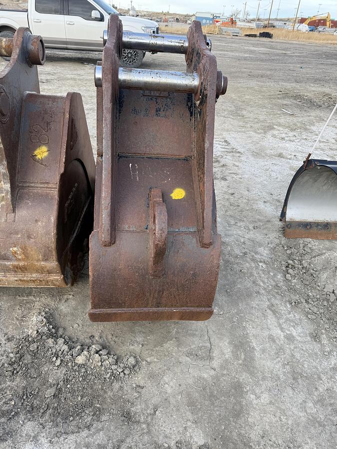 Used TAG 24in Excavator Bucket