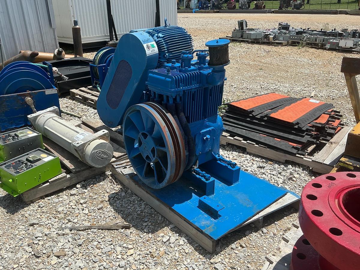 Used Air Compressor LS22